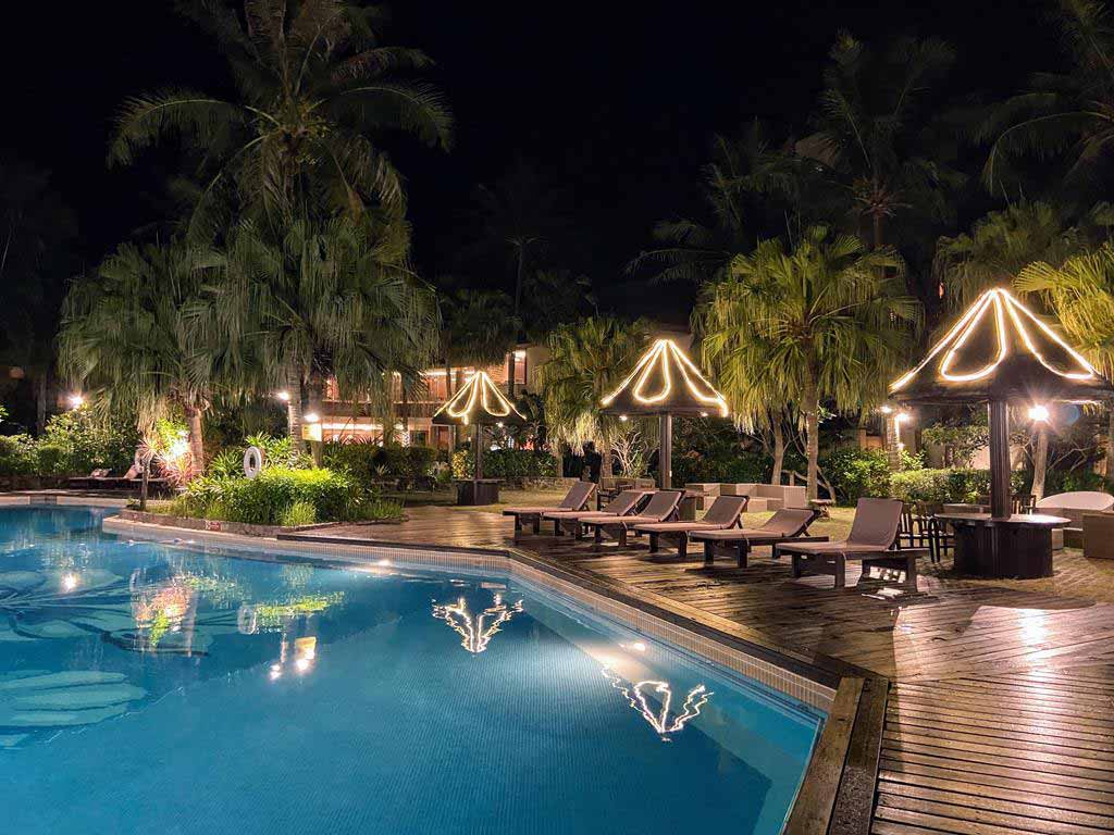 swimming-pool-of Caesar Park Hotel Kenting