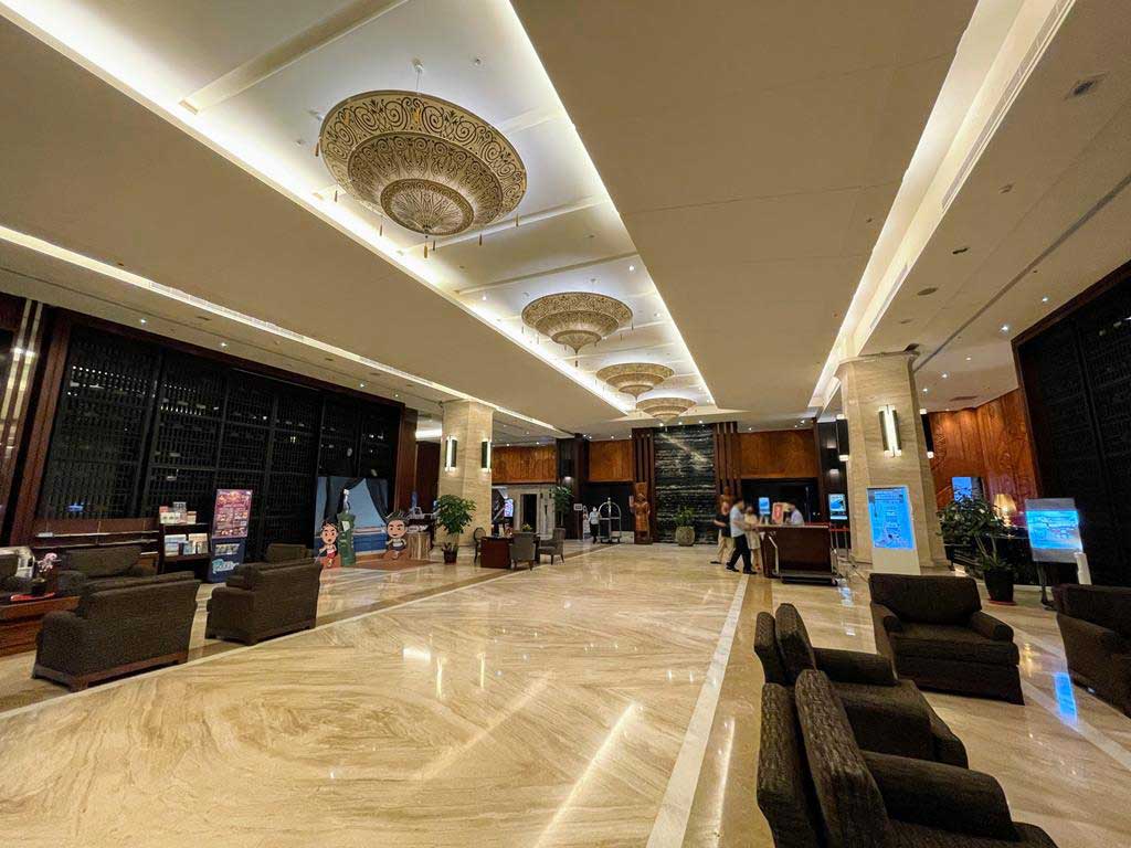 lobby-of-fullon-hotel-hualien