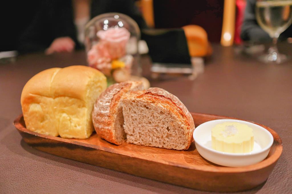 安東廳 麵包